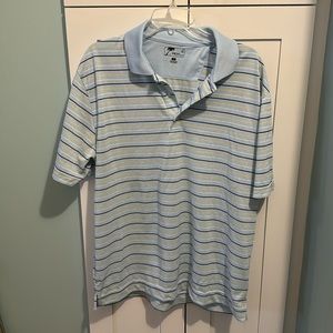 Collared short sleeve shirt - Size Large.